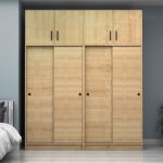 Ντουλάπα ρούχων Regio Megapap τετράφυλλη συρόμενη με πατάρι χρώμα φυσικό οξιάς 200x60x240εκ. - Image 4